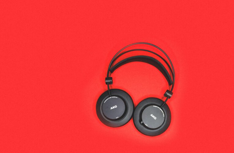Jak wybrać słuchawki ochronne aby cieszyć się bezpiecznym słuchaniem?