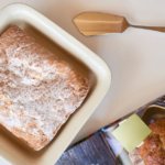„Przewodnik: jak aktywować zakwas z lodówki by cieszyć się pysznym chlebem domowej roboty”
