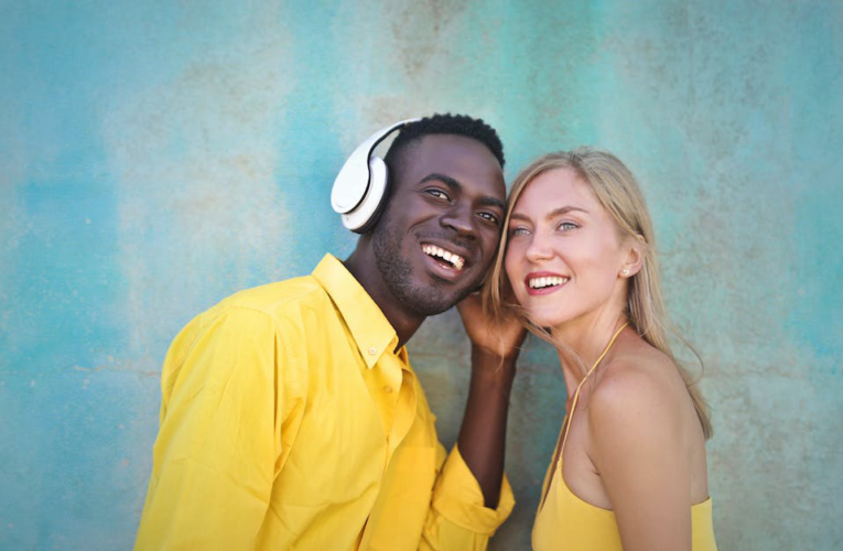 10 najlepszych modeli słuchawek bezprzewodowych do iPhone 11 – poradnik zakupowy