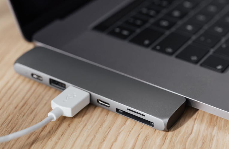 Komfortowe przenoszenie danych dzięki pendrive’om USB-C