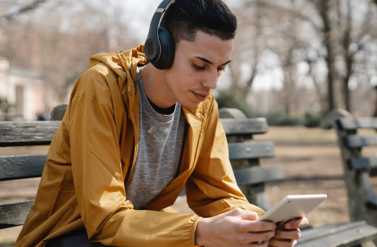 Najlepsze słuchawki bezprzewodowe do słuchania muzyki w 2021 roku