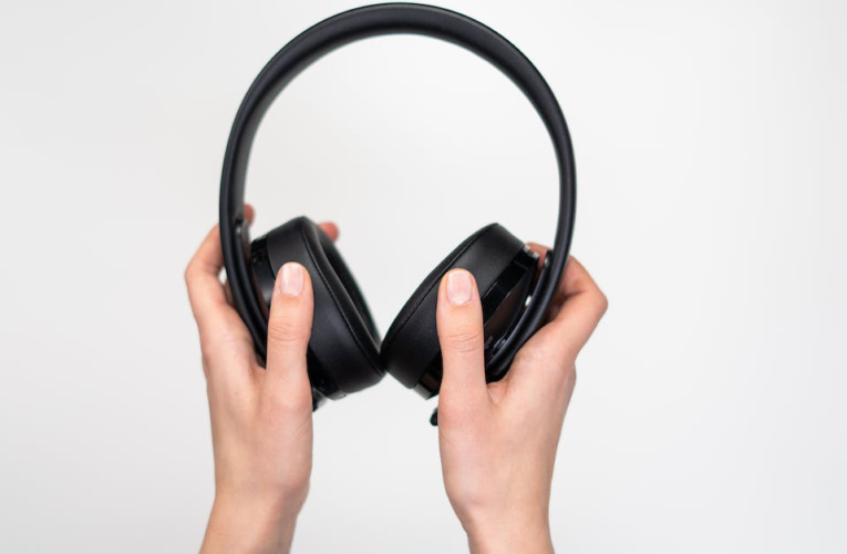 Najlepsze słuchawki nauszne – przegląd najpopularniejszych modeli